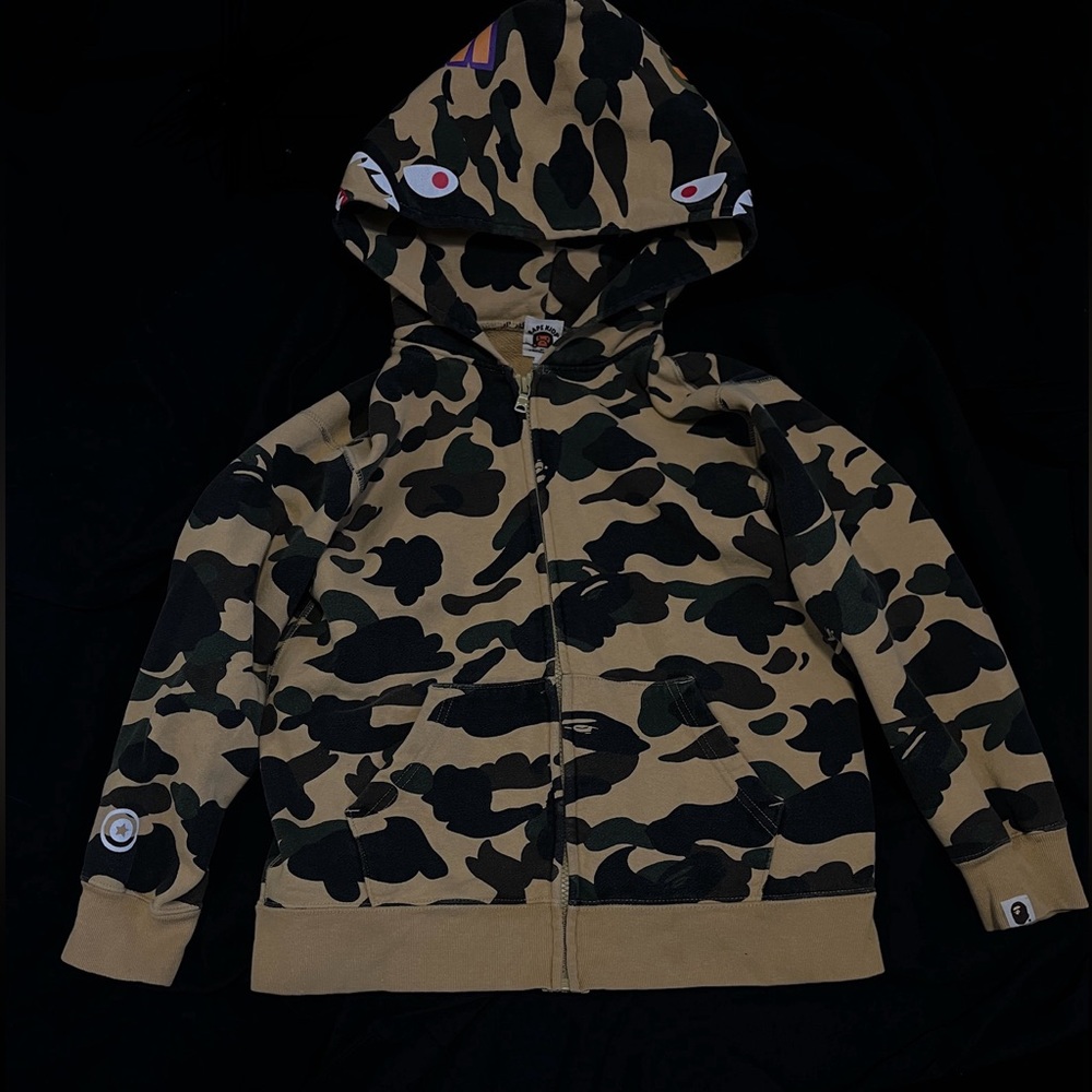 Bape kids jacket Size L In Kids